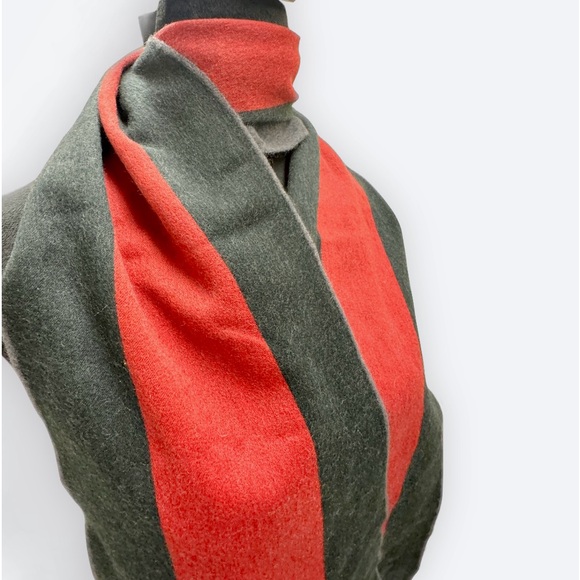 Auth Gucci Wool Cashmere Gray Red Striped Scatf Wrap Stole Muffler Ex+ - Picture 7 of 13